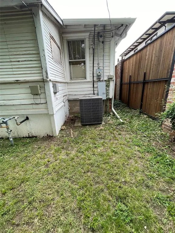 Photo 16 — 613 NW 32nd Street, Oklahoma City, OK 73118