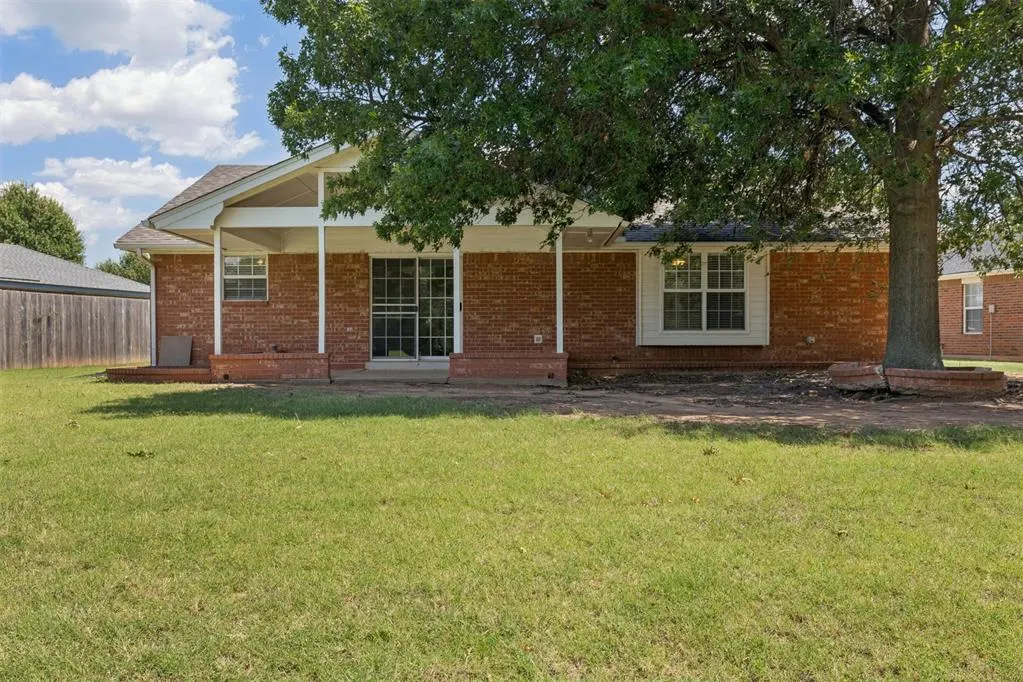 Photo 28 — 4813 E Wilcox Lane, Yukon, OK 73099