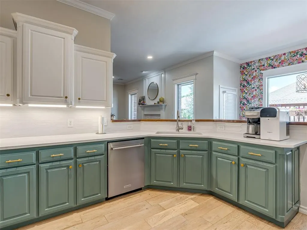 Photo 11 — 10625 NW 37th Street, Yukon, OK 73099