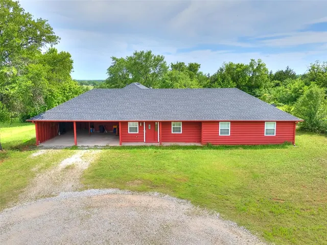 Photo 4 — 34382 W 221st Street, Bristow, OK 74010