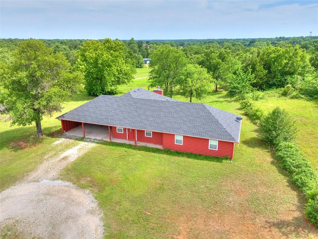 Photo 5 — 34382 W 221st Street, Bristow, OK 74010