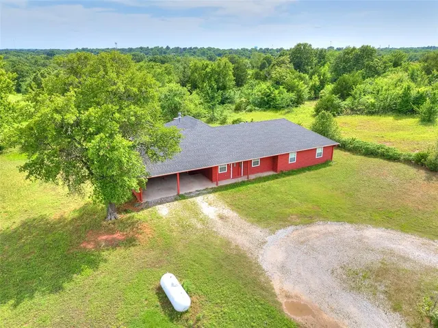 Photo 6 — 34382 W 221st Street, Bristow, OK 74010