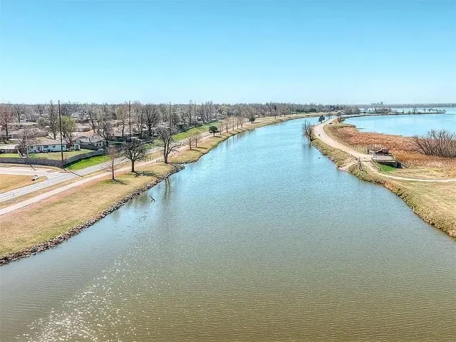 Photo 2 — Overholser Drive, Bethany, OK 73008