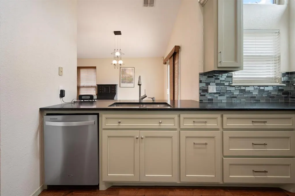 Photo 27 — 12800 Brandon Place, Oklahoma City, OK 73142