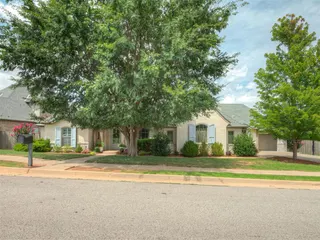 Sold home at 901 Bayonne Bridge Court