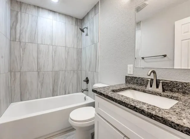 Photo 7 — 228 W Fairchild, Midwest City, OK 73110