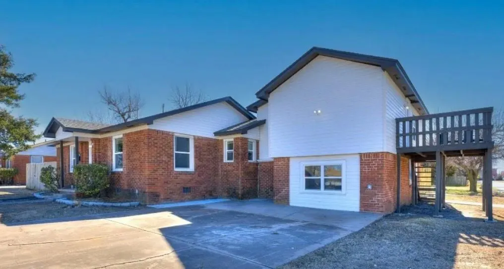Photo 11 — 228 W Fairchild, Midwest City, OK 73110