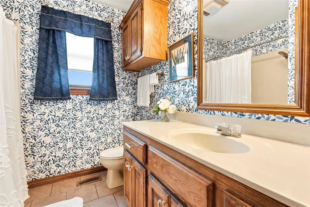 Photo 15 — 1316 Windsor Place, Shawnee, OK 74804
