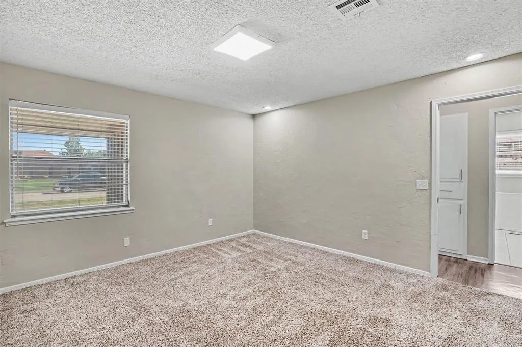 Photo 11 — 2340 SW 90th Street, Oklahoma City, OK 73159