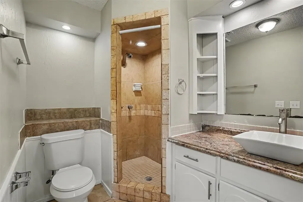 Photo 13 — 2340 SW 90th Street, Oklahoma City, OK 73159