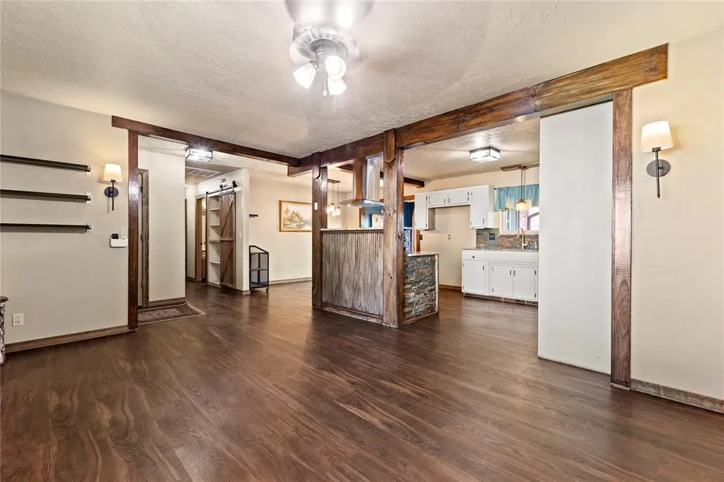 Photo 9 — 2121 Lyle Road, Weatherford, OK 73096