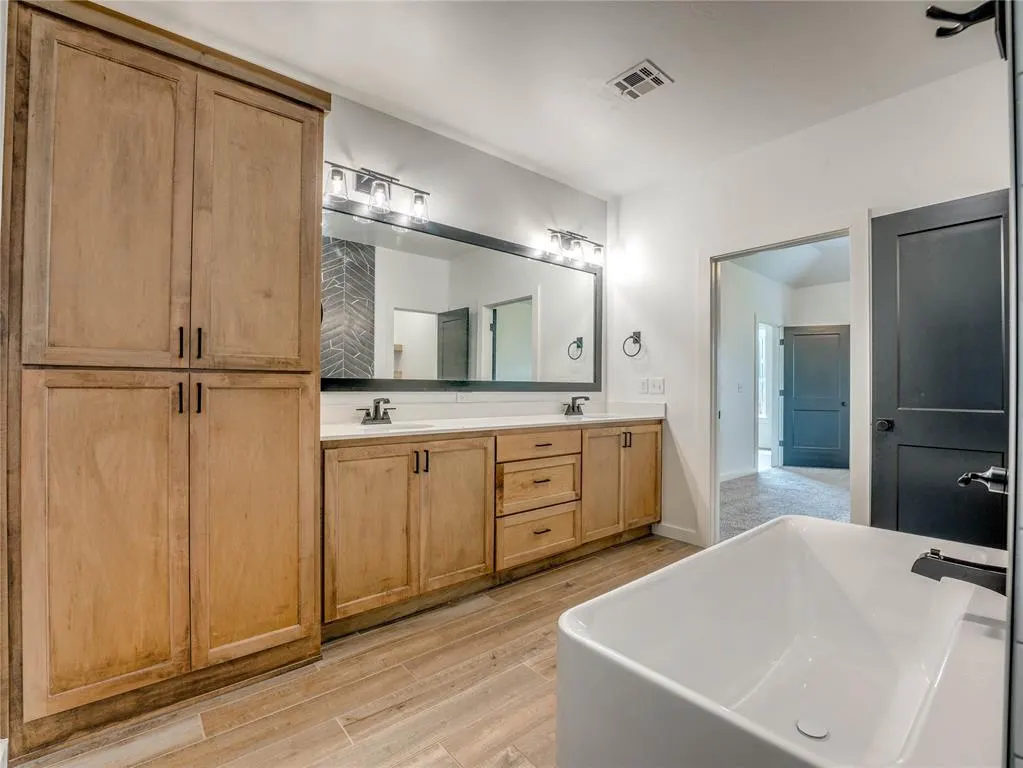 Photo 28 — 7405 NW 158th Street, Edmond, OK 73013