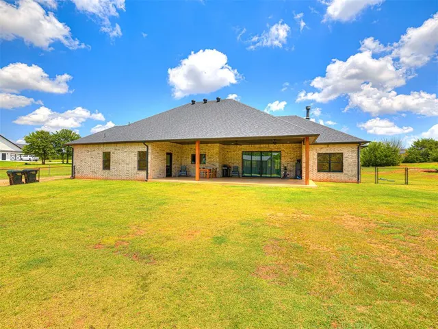 Photo 4 — 20181 Wolf Creek Drive, Purcell, OK 73080