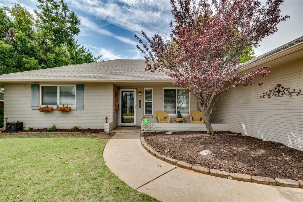 Front exterior — 4028 NW 62nd Terrace, Oklahoma City, OK 73112