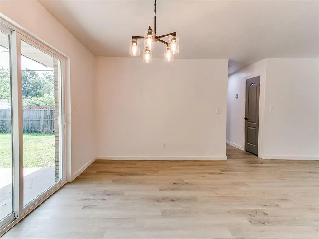 Photo 9 — 3037 SW 65th Place, Oklahoma City, OK 73159