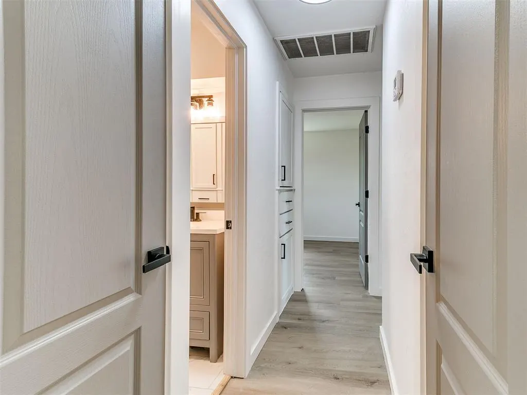 Photo 15 — 3037 SW 65th Place, Oklahoma City, OK 73159