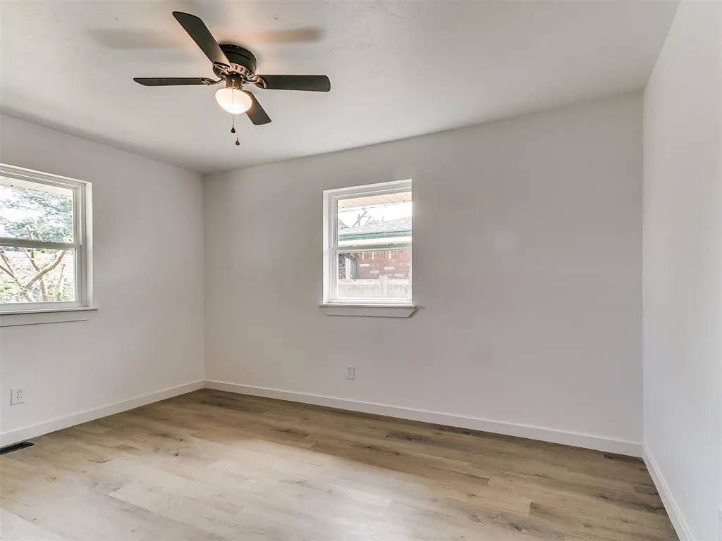 Photo 16 — 3037 SW 65th Place, Oklahoma City, OK 73159