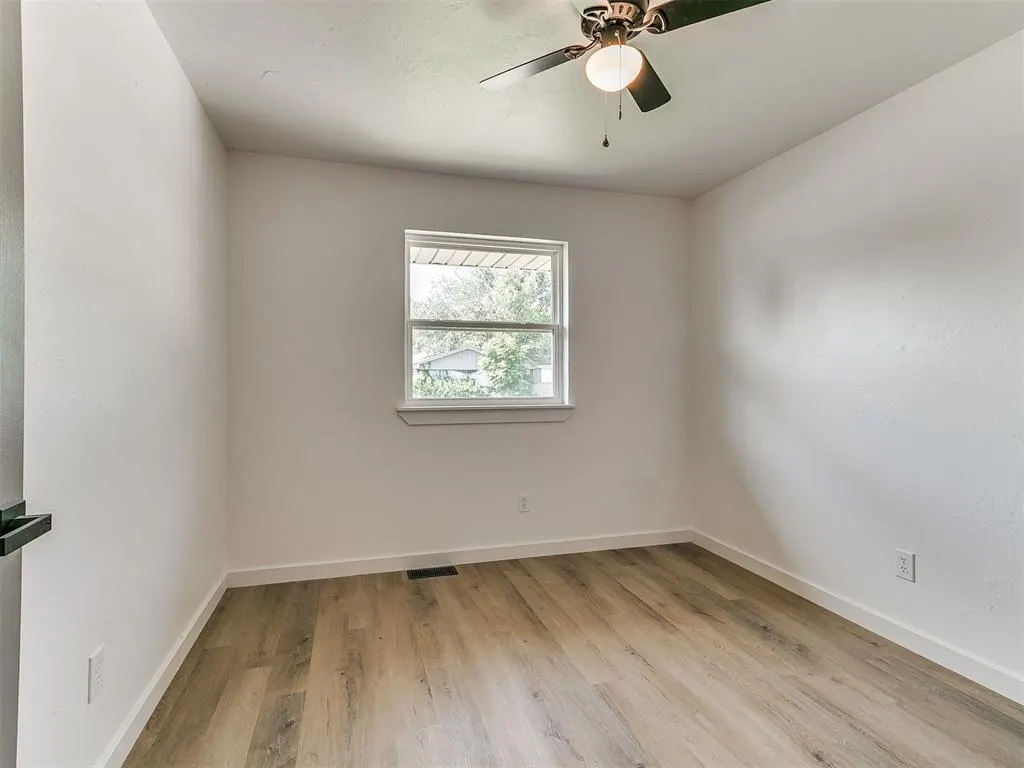 Photo 19 — 3037 SW 65th Place, Oklahoma City, OK 73159