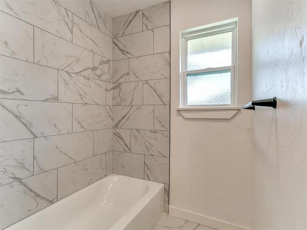 Photo 23 — 3037 SW 65th Place, Oklahoma City, OK 73159