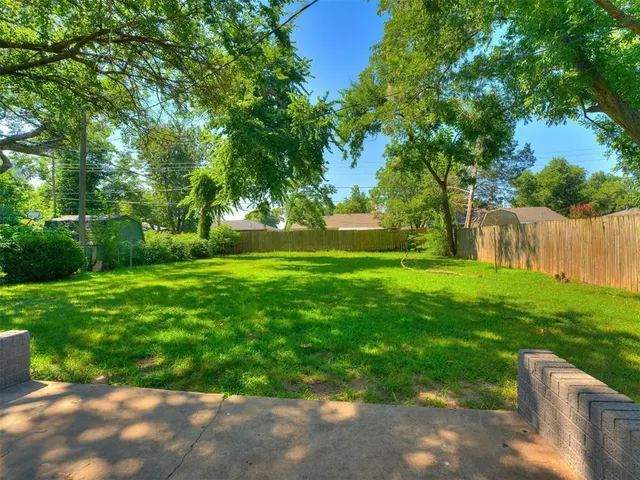 Photo 3 — 1800 Melrose Drive, Norman, OK 73069