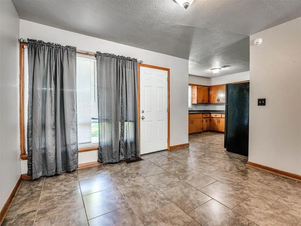 Photo 18 — 1800 Melrose Drive, Norman, OK 73069