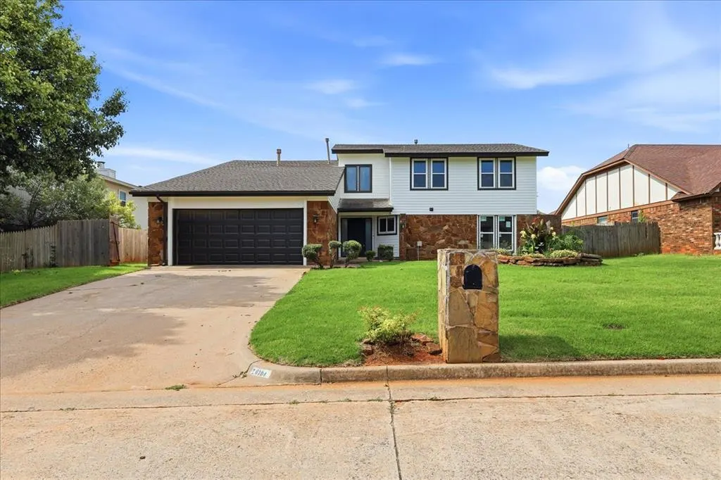 Front exterior — 6104 W Gun Hill Way, Oklahoma City, OK 73132