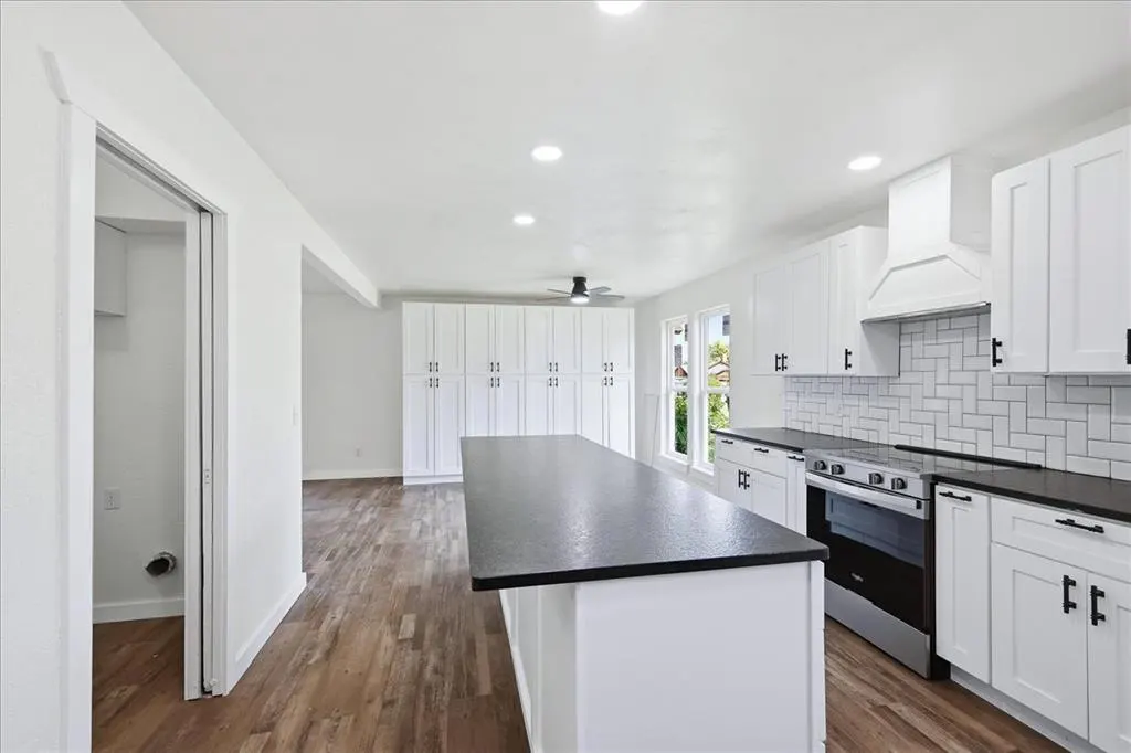 Photo 9 — 6104 W Gun Hill Way, Oklahoma City, OK 73132