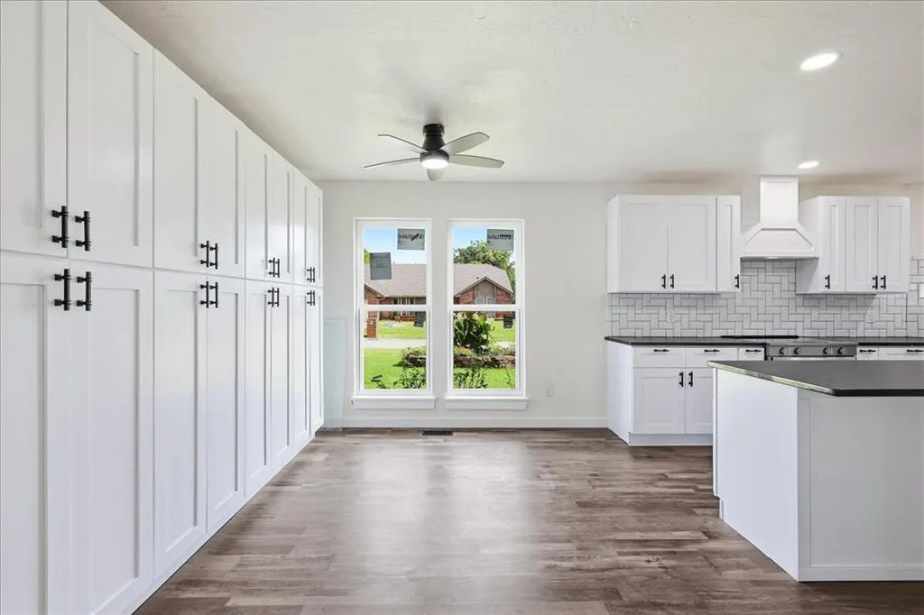 Photo 11 — 6104 W Gun Hill Way, Oklahoma City, OK 73132