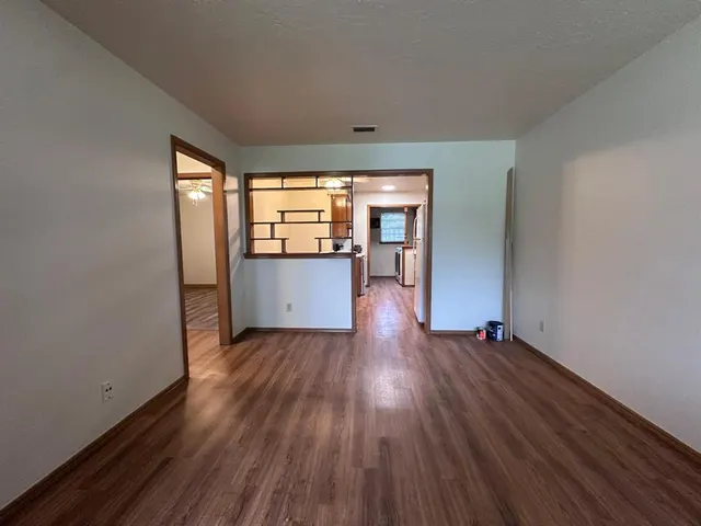 Photo 3 — 2037 Delaware Lane 2037, Norman, OK 73071