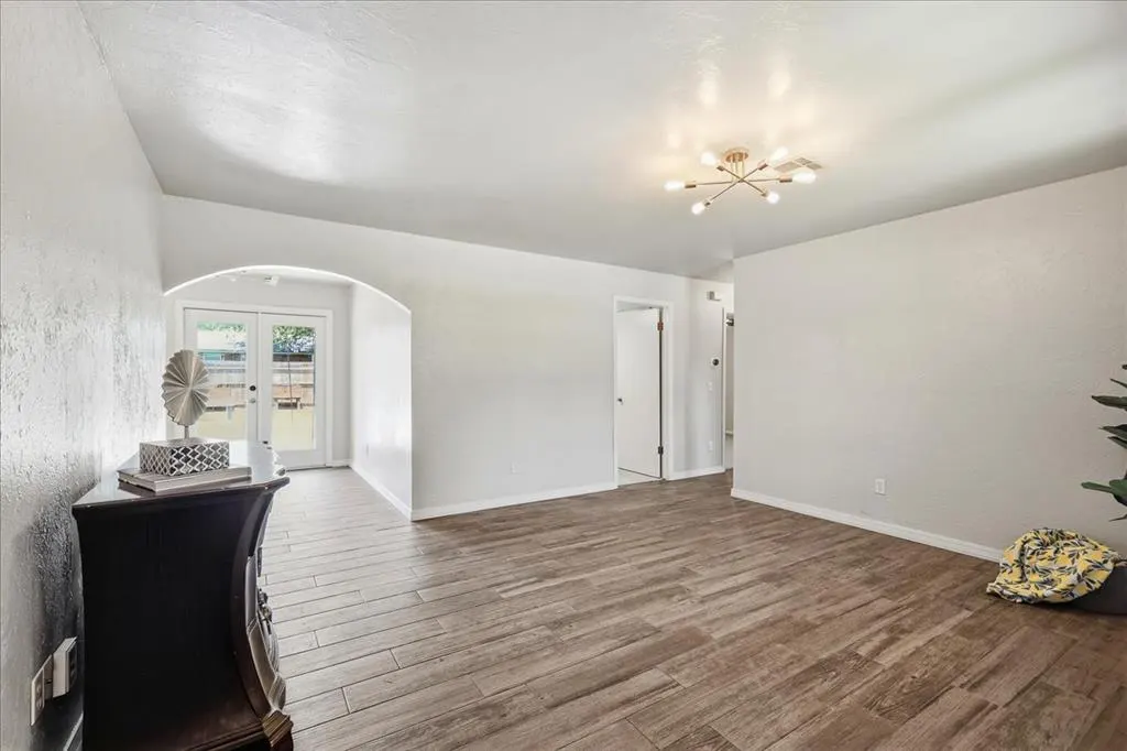 Photo 3 — Address unavailable, Edmond, OK 73003