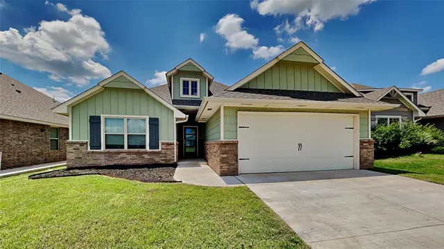 Photo 2 — 9108 NW 119th Street, Yukon, OK 73099