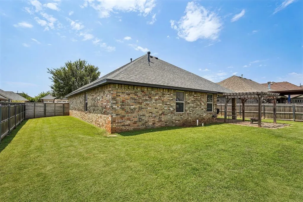 Photo 21 — 9109 NW 90th Circle, Yukon, OK 73099