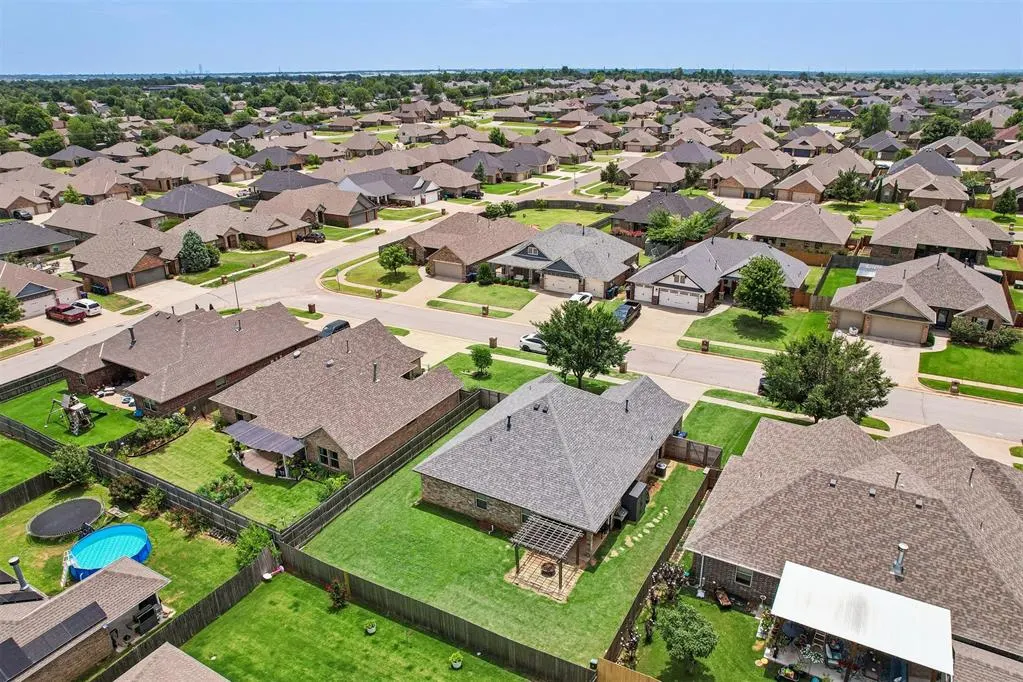 Photo 35 — 9109 NW 90th Circle, Yukon, OK 73099