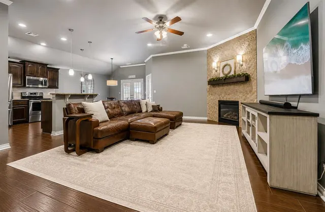 Photo 2 — 9109 NW 90th Circle, Yukon, OK 73099