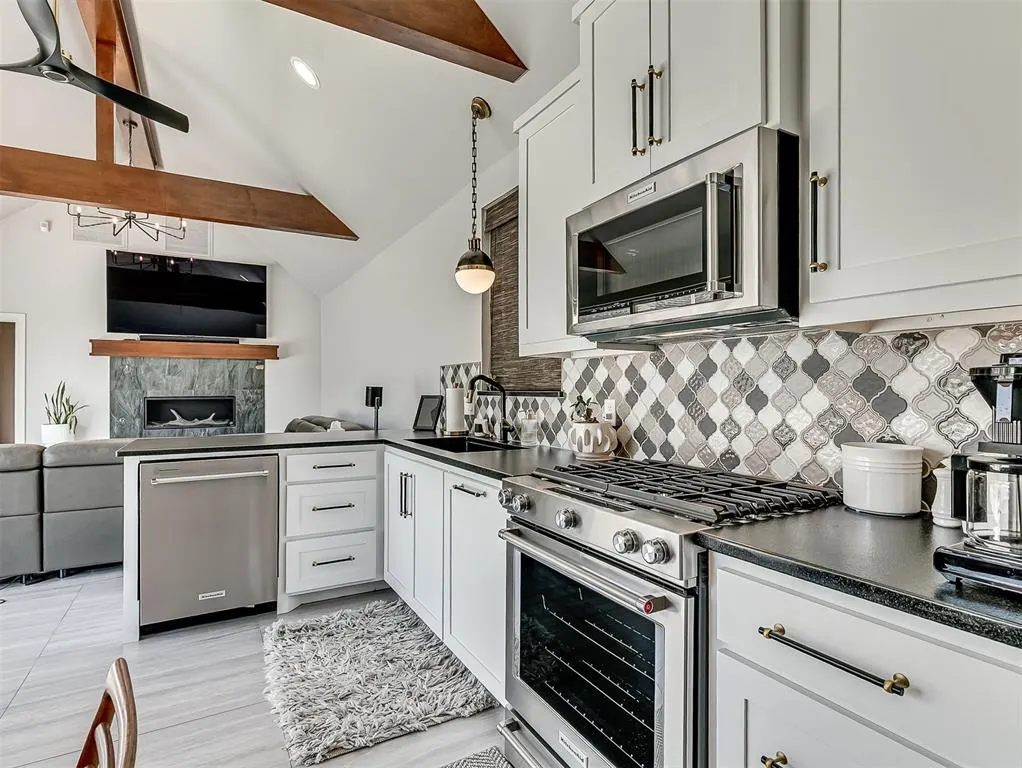 Photo 32 — 205 Alyssa Lane, Moore, OK 73160