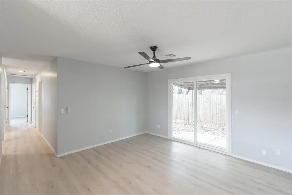 Photo 6 — 901 Shalimar Drive, Oklahoma City, OK 73115