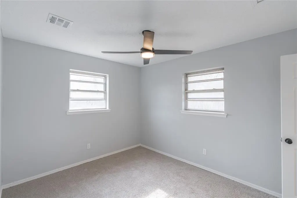 Photo 11 — 901 Shalimar Drive, Oklahoma City, OK 73115