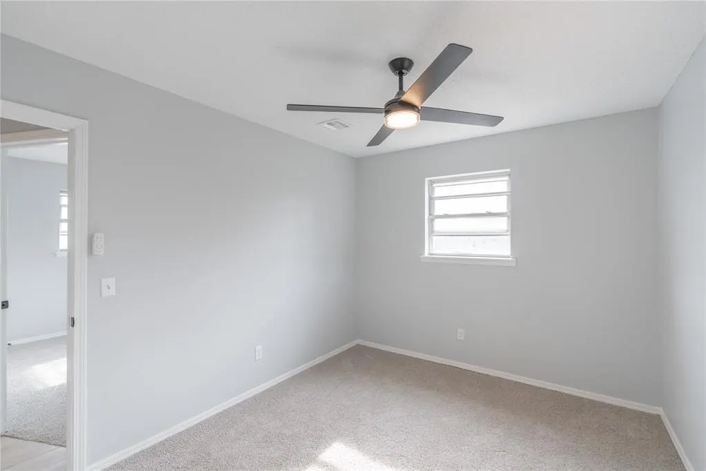Photo 13 — 901 Shalimar Drive, Oklahoma City, OK 73115