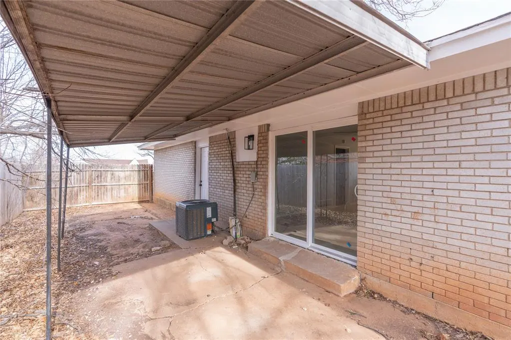 Photo 23 — 901 Shalimar Drive, Oklahoma City, OK 73115
