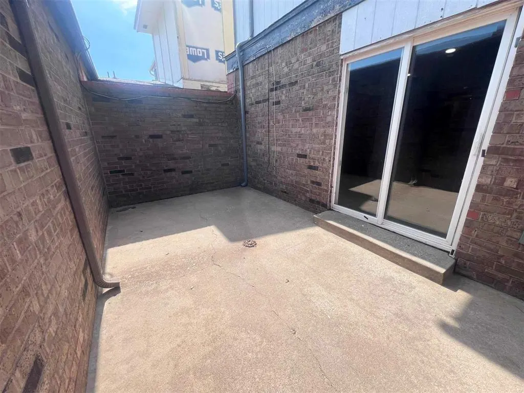 Photo 16 — 2105 NW 118th Terrace, Oklahoma City, OK 73120