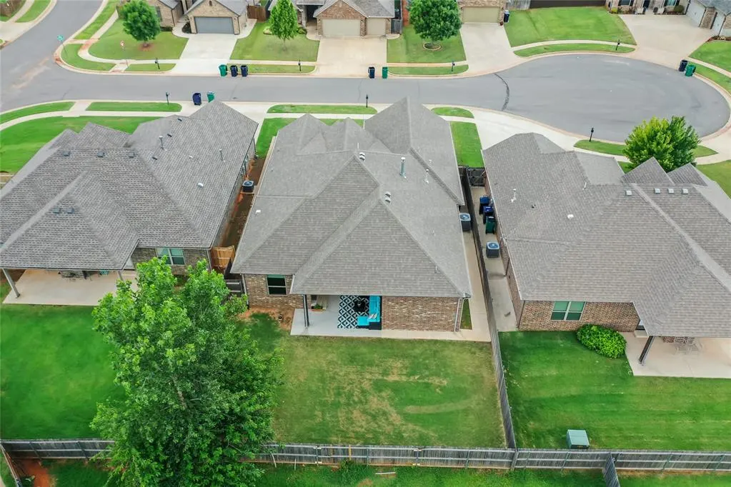 Photo 41 — 905 NW 189th Circle, Edmond, OK 73012