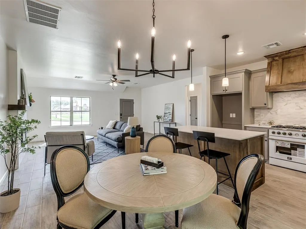 Photo 18 — 120 Mountain Laurel Way, Noble, OK 73068