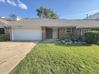 Sold home at 905 Rambling Oaks Drive