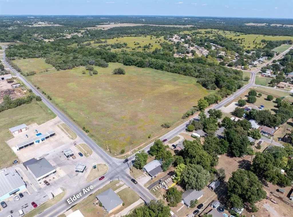 Photo 3 — 1112 N 5th Street, Duncan, OK 73533