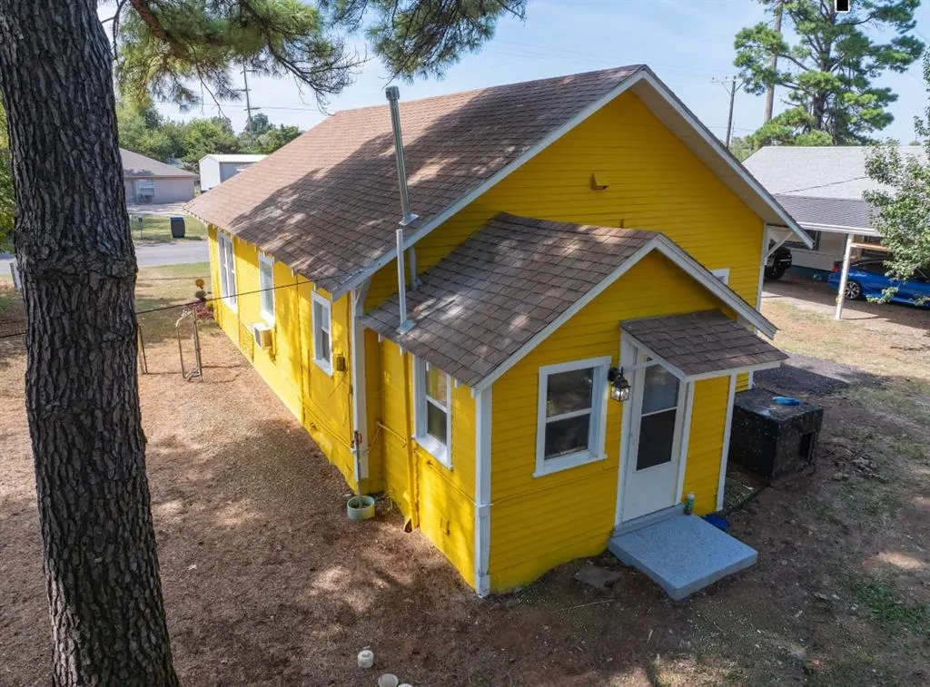 Photo 4 — 1112 N 5th Street, Duncan, OK 73533
