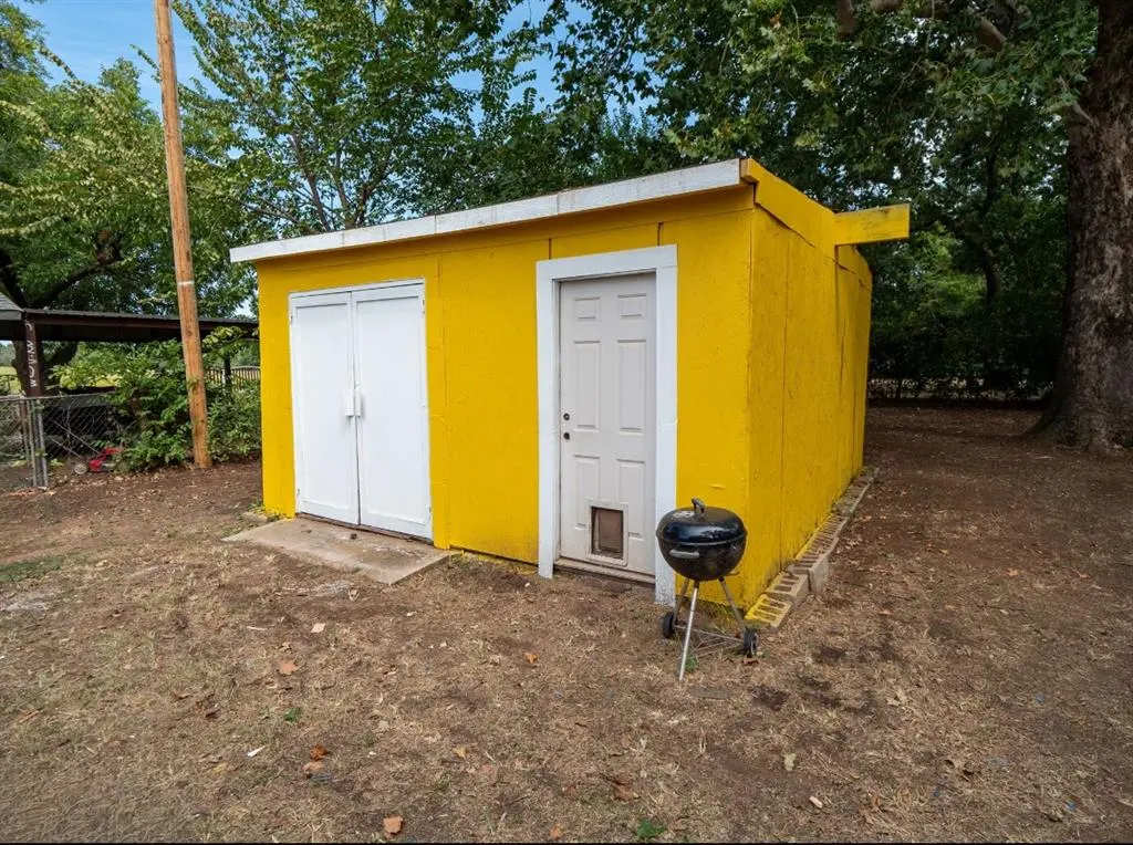 Photo 5 — 1112 N 5th Street, Duncan, OK 73533