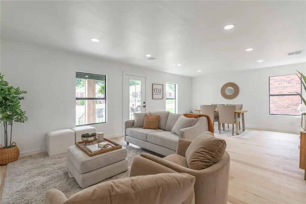 Photo 9 — 2213 NE 18th Street, Oklahoma City, OK 73111