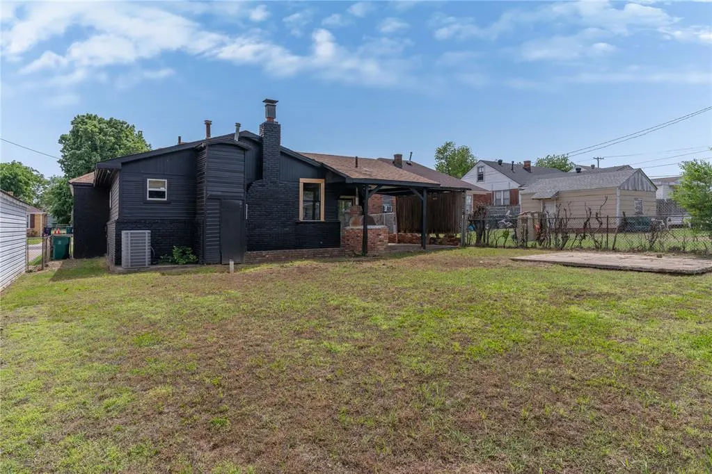 Photo 37 — 2213 NE 18th Street, Oklahoma City, OK 73111