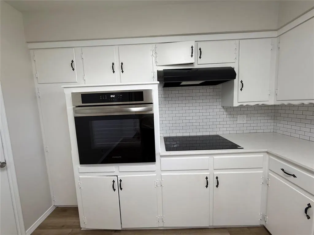 Photo 11 — 3628 N Independence Avenue, Oklahoma City, OK 73112