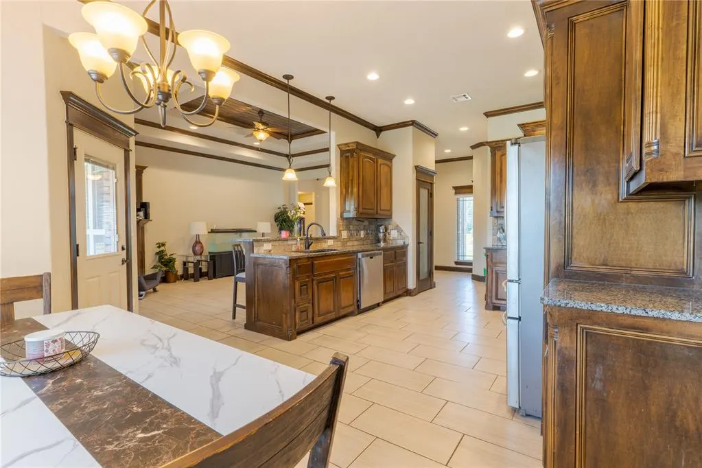 Photo 12 — 1605 NE White Rock Drive, Elgin, OK 73538